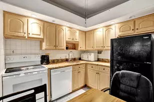 9414 S Belfort Cir, Tamarac, FL 33321 - Photo 2