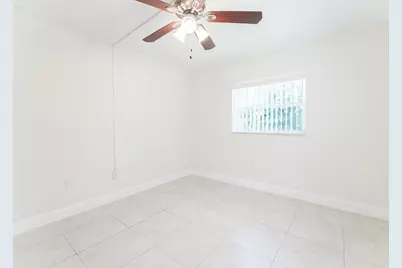 201 SW 7th Street #9, Boca Raton, FL 33432 - Photo 18