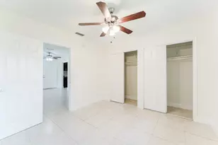 201 SW 7th St, Boca Raton, FL 33432 - Photo 16