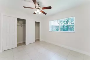201 SW 7th St, Boca Raton, FL 33432 - Photo 14