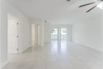 201 SW 7th Street #9, Boca Raton, FL 33432 - Photo 6