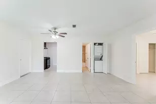 201 SW 7th St, Boca Raton, FL 33432 - Photo 8