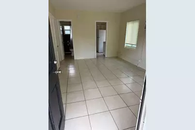 1304 NW 4th Street, Fort Lauderdale, FL 33311 - Photo 2