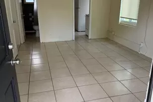 1304 NW 4th St, Fort Lauderdale, FL 33311 - Photo 2