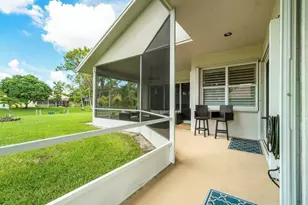 13514 Northumberland Cir, Wellington, FL 33414 - Photo 24