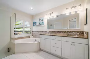 13514 Northumberland Cir, Wellington, FL 33414 - Photo 16