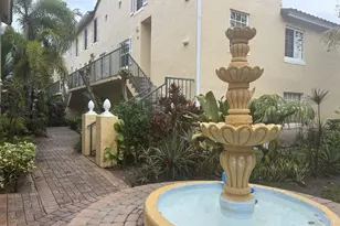 1015 Lake Shore Dr, Lake Park, FL 33403 - Photo 4