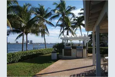1015 Lake Shore Drive #202, Lake Park, FL 33403 - Photo 2
