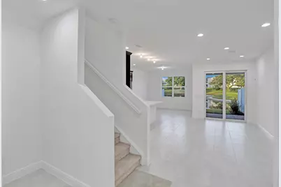 585 Sanderling Circle, Deerfield Beach, FL 33442 - Photo 46