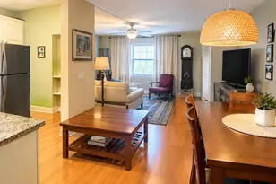 197 Kent L, West Palm Beach, FL 33417 - Photo 2