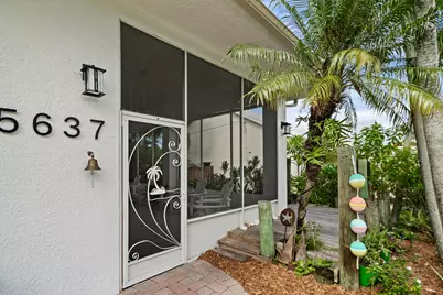 5637 SE Major Way, Stuart, FL 34997 - Photo 6