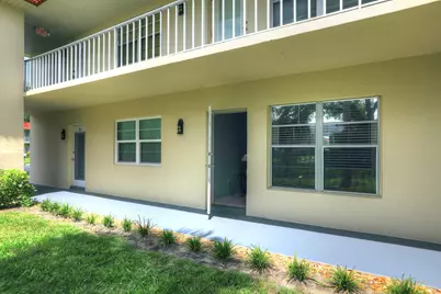 46 Woodland Drive #106, Vero Beach, FL 32962 - Photo 4