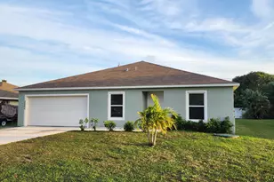 2862 SE Buccaneer Cir, Port Saint Lucie, FL 34952 - Photo 1