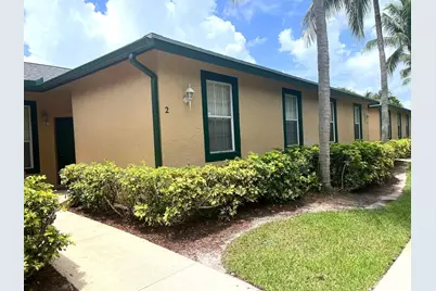 3166 Via Poinciana #2, Lake Worth, FL 33467 - Photo 2