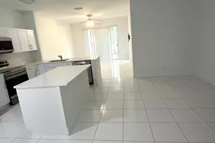 3166 Via Poinciana, Lake Worth, FL 33467 - Photo 4