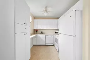 192 Monaco D, Delray Beach, FL 33446 - Photo 8