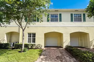 243 SW 7th St, Pompano Beach, FL 33060 - Photo 46