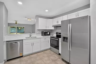 9766 Kamena Circle, Boynton Beach, FL 33436 - Photo 12