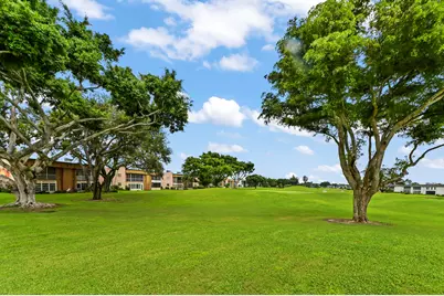 20 Flanders A, Delray Beach, FL 33484 - Photo 24