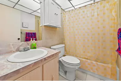 20 Flanders A, Delray Beach, FL 33484 - Photo 14