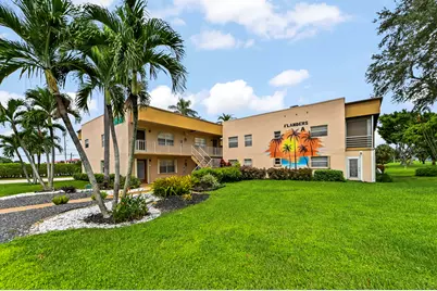 20 Flanders A, Delray Beach, FL 33484 - Photo 1