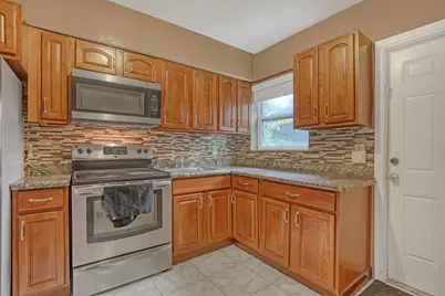 1627 4th Court NE, Boynton Beach, FL 33435 - Photo 12