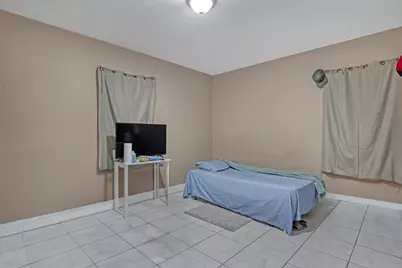 1627 4th Court NE, Boynton Beach, FL 33435 - Photo 20