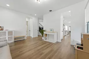 1006 Faulkner Ter, Palm Beach Gardens, FL 33418 - Photo 6
