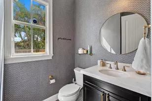 398 NE 8th St, Boca Raton, FL 33432 - Photo 20