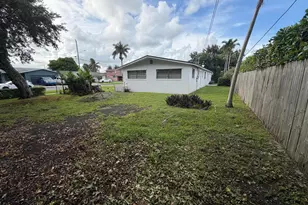 717 SW 2nd Terrace, Dania Beach, FL 33004 - Photo 32