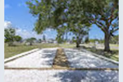 56 Manor Drive, Fort Pierce, FL 34982 - Photo 18
