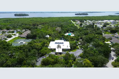 401 Tamarind Place, Vero Beach, FL 32962 - Photo 68