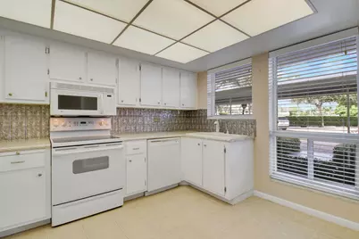 60 Yacht Club Drive #103, North Palm Beach, FL 33408 - Photo 20