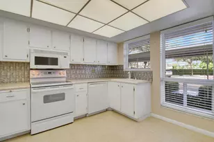60 Yacht Club Dr, North Palm Beach, FL 33408 - Photo 20