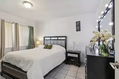 8738 NW 150th Terrace, Miami Lakes, FL 33018 - Photo 20