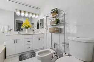8738 NW 150th Terrace, Miami Lakes, FL 33018 - Photo 28