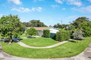 60 Camelia Cir, Tequesta, FL 33469 - Photo 50