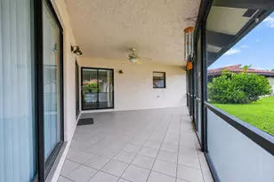 8129 Pine Cir, Tamarac, FL 33321 - Photo 18