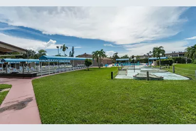 705 Lori Drive #112, Palm Springs, FL 33461 - Photo 24
