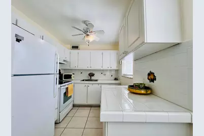 173 Dorchester H #173, West Palm Beach, FL 33417 - Photo 4