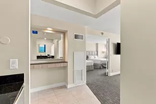 2670 E Sunrise Blvd, Fort Lauderdale, FL 33304 - Photo 18