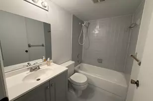 520 S Park Rd, Hollywood, FL 33021 - Photo 8