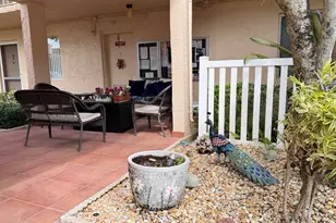6865 Huntington Ln, Delray Beach, FL 33446 - Photo 2