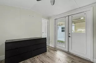 2776 NW 29th Pl, Oakland Park, FL 33311 - Photo 8