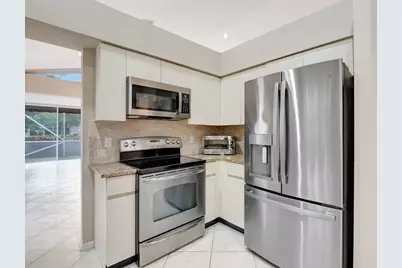 11081 Springbrook Circle, Boynton Beach, FL 33437 - Photo 16
