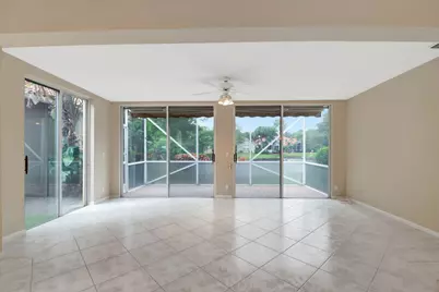 11081 Springbrook Circle, Boynton Beach, FL 33437 - Photo 12