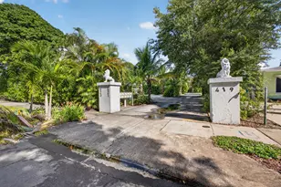 423 49th St, West Palm Beach, FL 33407 - Photo 4