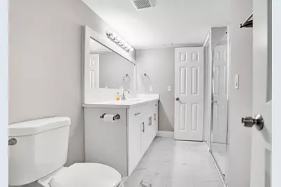 2200 S Cypress Bend Drive #707, Pompano Beach, FL 33069 - Photo 16