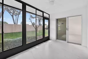 8224 Summerbreeze Ln, Boca Raton, FL 33496 - Photo 32