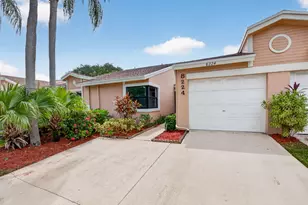 8224 Summerbreeze Ln, Boca Raton, FL 33496 - Photo 2